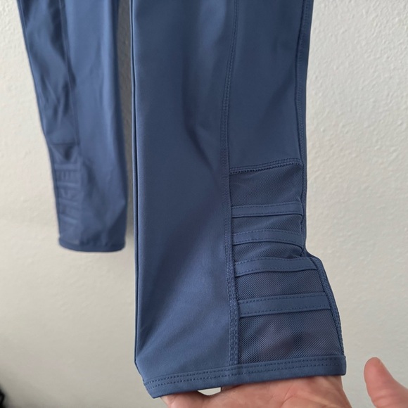 Absolutely Fit Athletic Yoga Mesh Lounge Legging Pants Casual Cropped Large NEW - Picture 3 of 8